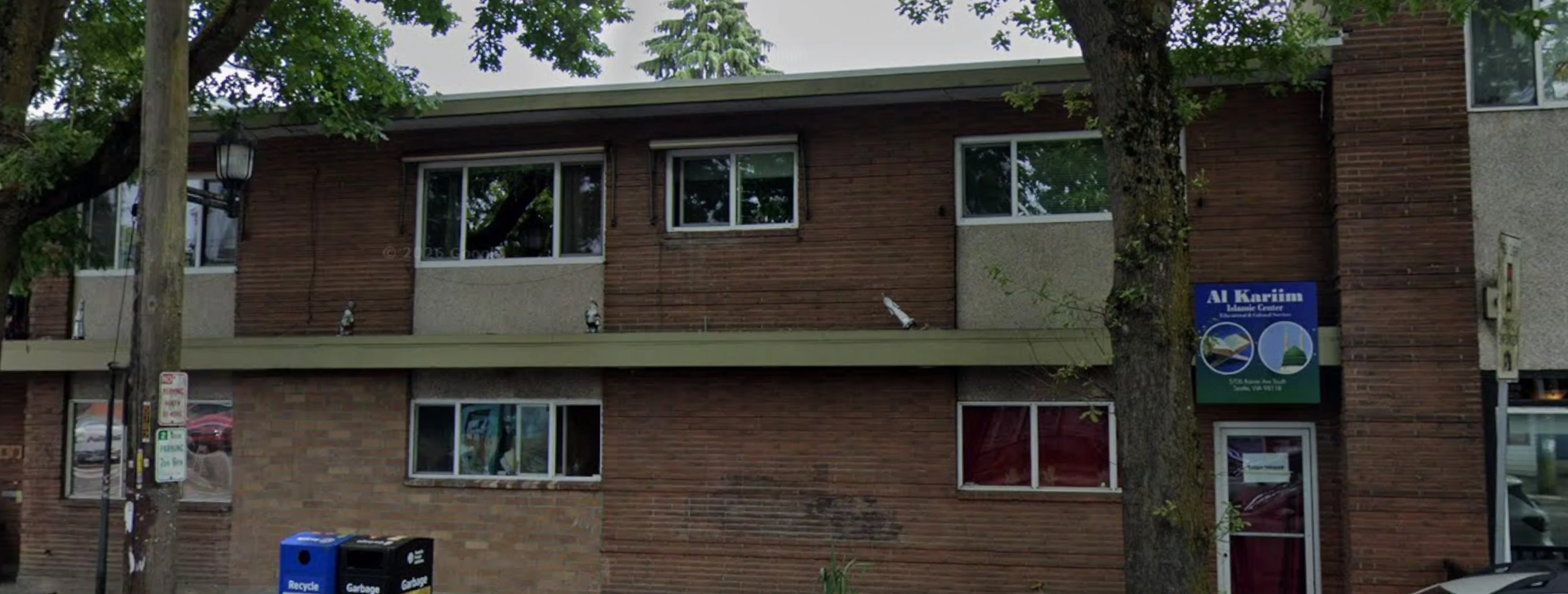 Exterior view of Al Karim Islamic Center Seattle building